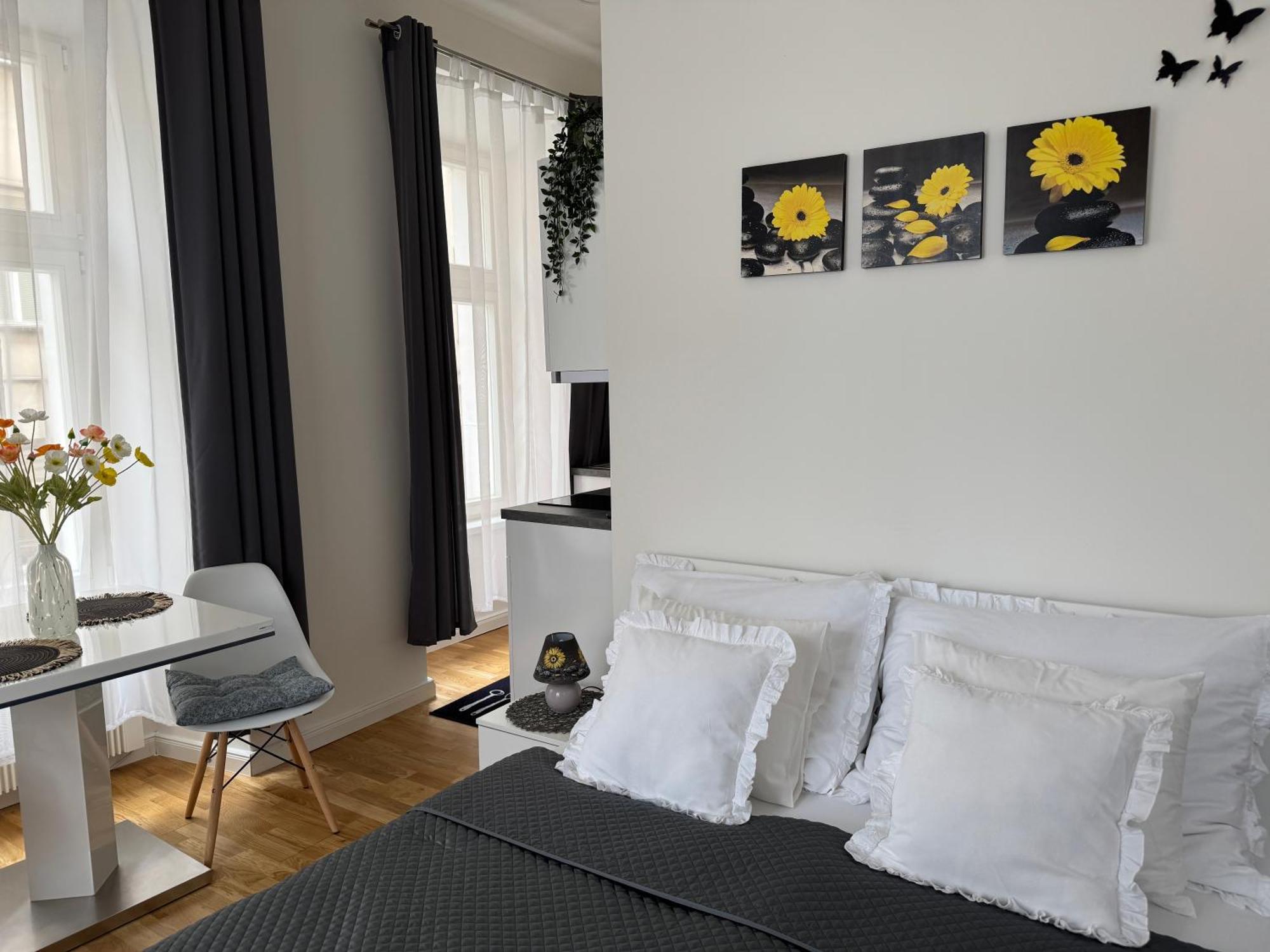 1 Florenc Hlavni Mesto Romantic Appartement